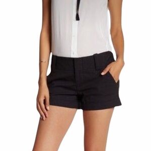 Alice + Olivia Black Cady Cuff Shorts Size 10 Micro Shorts Casual Cotton